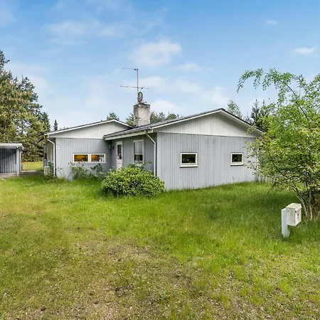 Casa vacanze Amazing In Vaeggerlose With Wifi